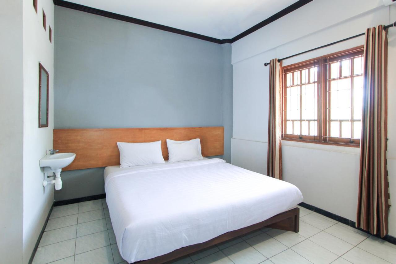 Santo Guest House Tropodo Brebek Εξωτερικό φωτογραφία