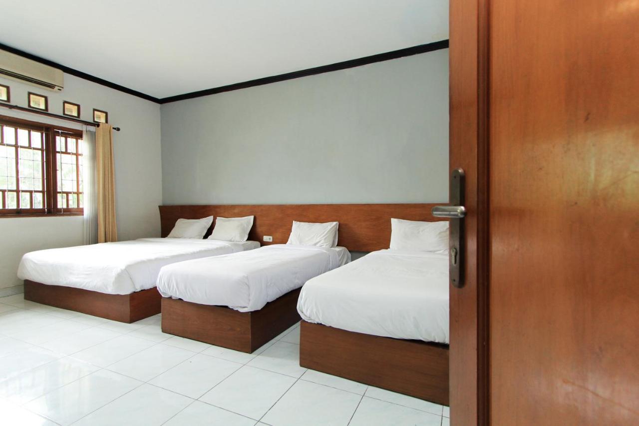 Santo Guest House Tropodo Brebek Εξωτερικό φωτογραφία