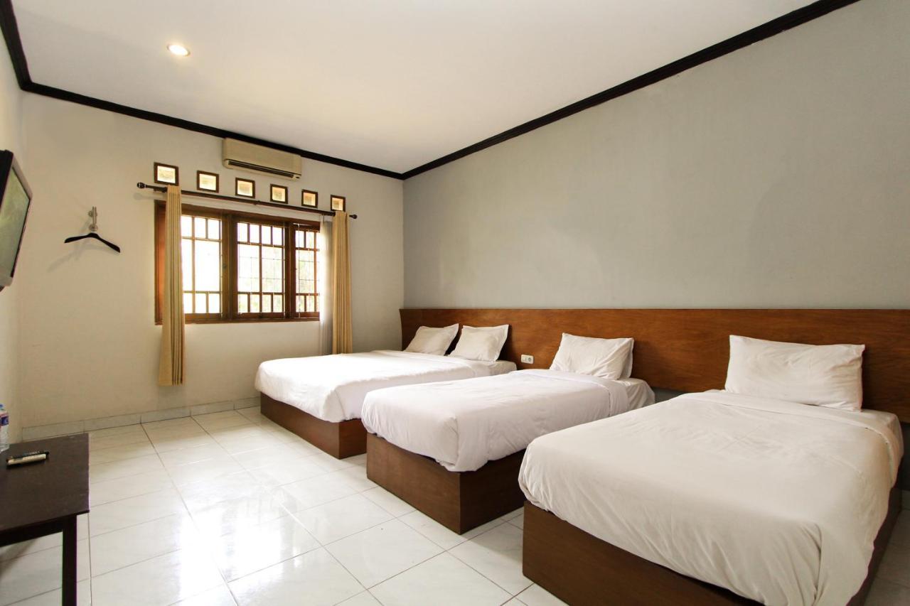 Santo Guest House Tropodo Brebek Εξωτερικό φωτογραφία