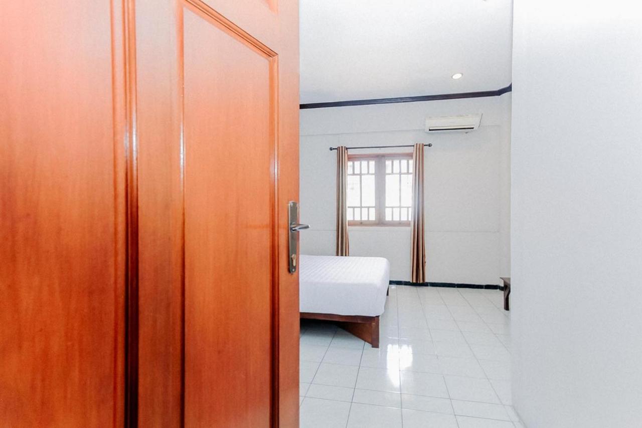 Santo Guest House Tropodo Brebek Εξωτερικό φωτογραφία
