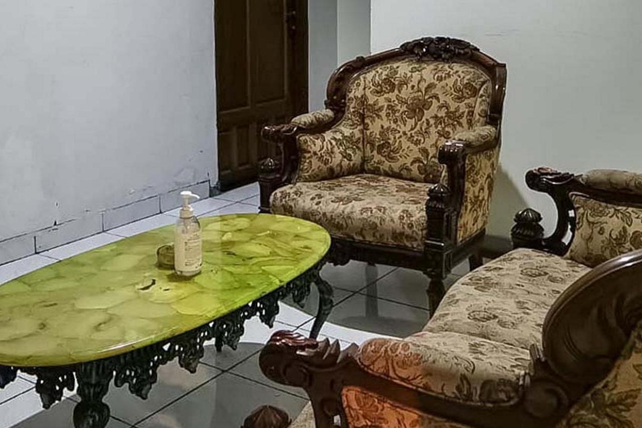 Santo Guest House Tropodo Brebek Εξωτερικό φωτογραφία