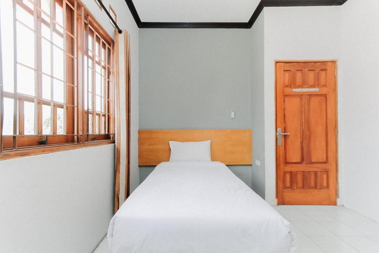 Santo Guest House Tropodo Brebek Εξωτερικό φωτογραφία