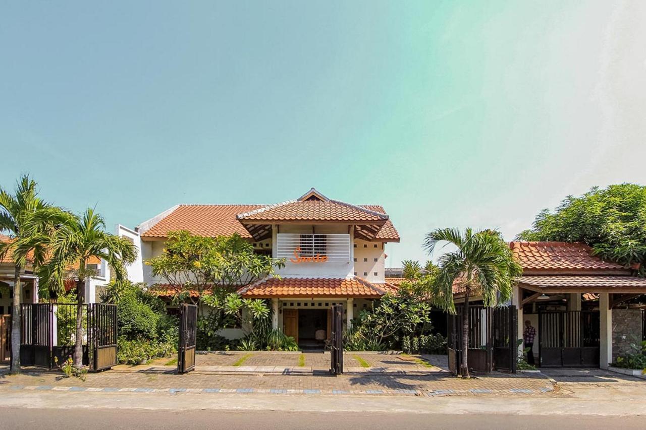 Santo Guest House Tropodo Brebek Εξωτερικό φωτογραφία