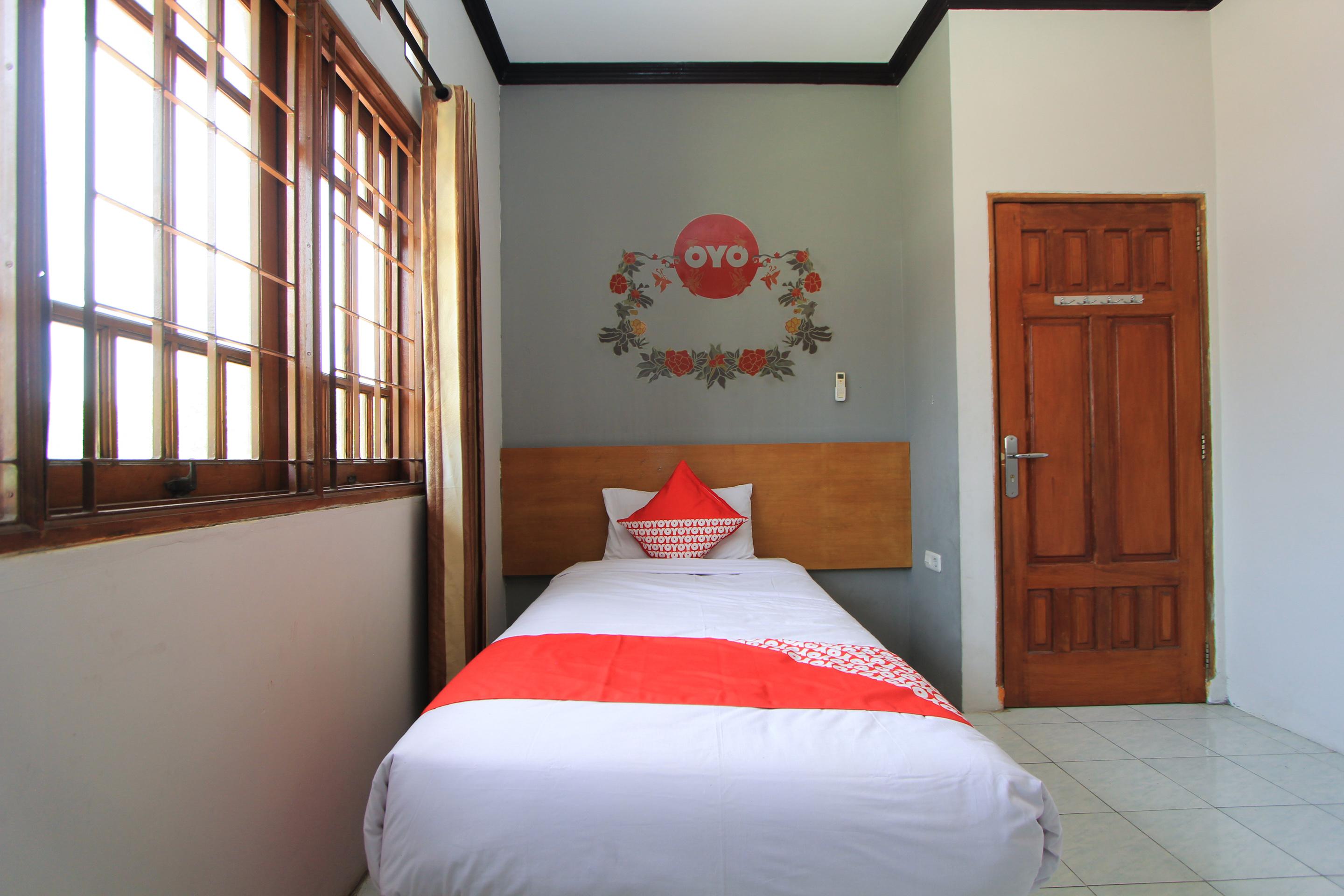 Santo Guest House Tropodo Brebek Εξωτερικό φωτογραφία