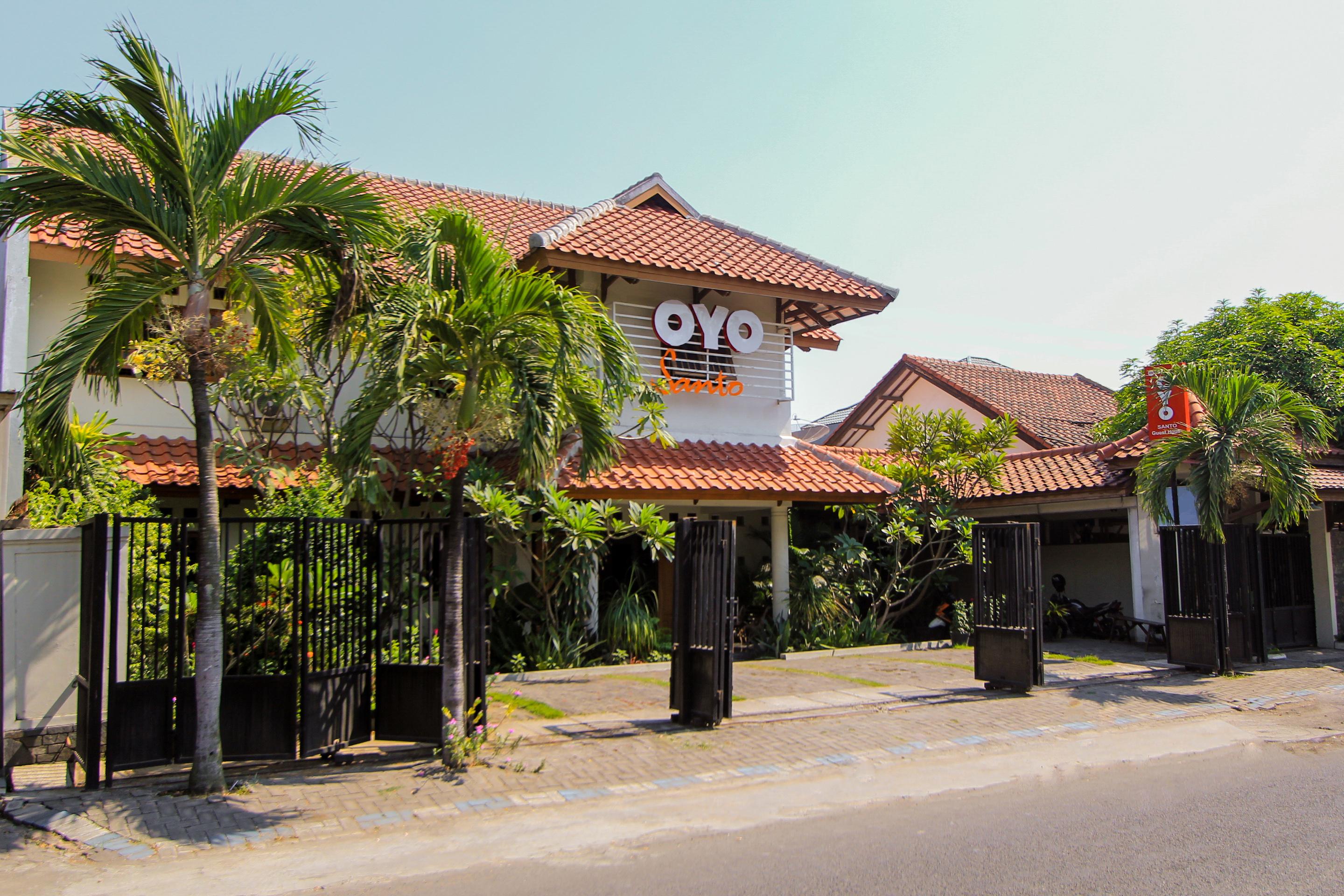 Santo Guest House Tropodo Brebek Εξωτερικό φωτογραφία