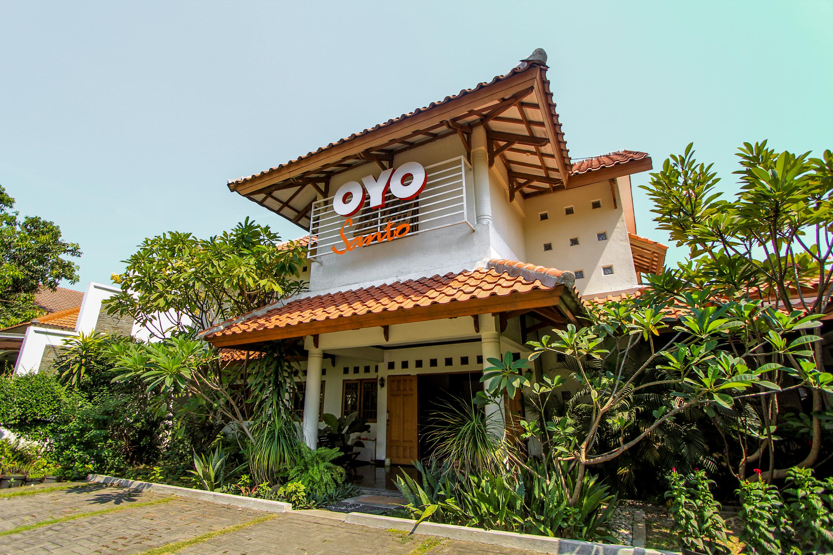 Santo Guest House Tropodo Brebek Εξωτερικό φωτογραφία